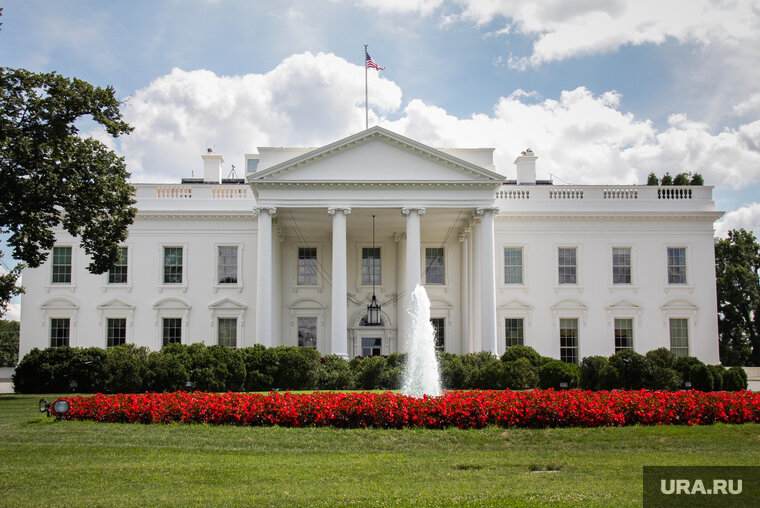    Власти США выслали еще двух российских дипломатов