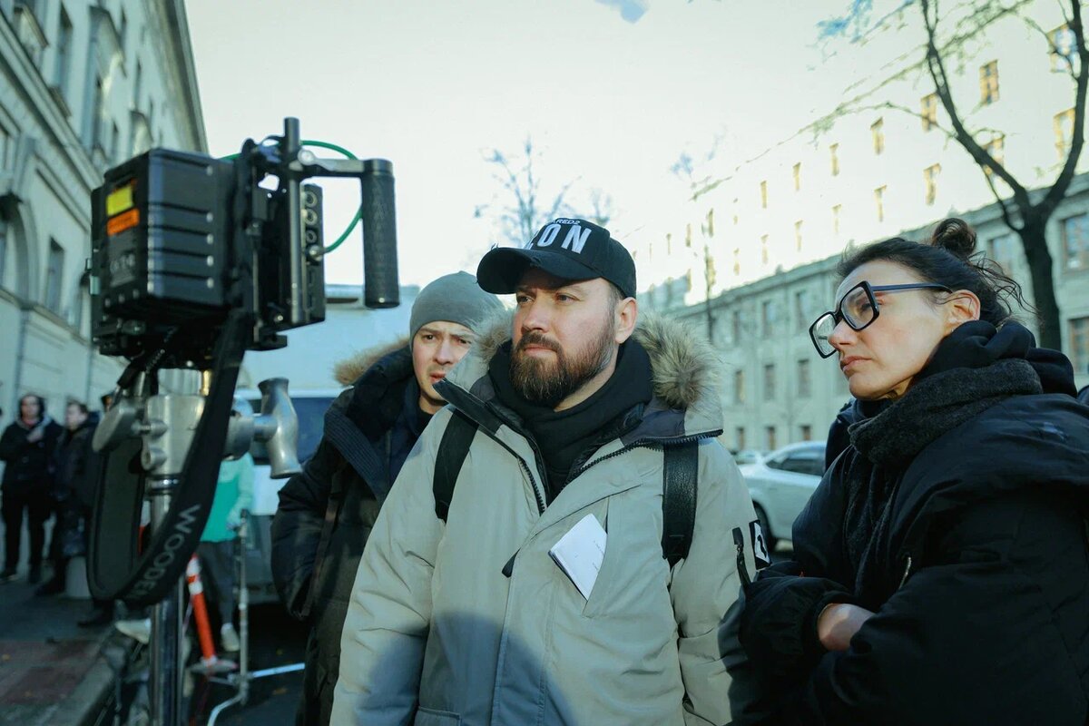 Съёмочная группа сериала «Бизон: Дело манекенщицы».Фото Яндекс.Картинки