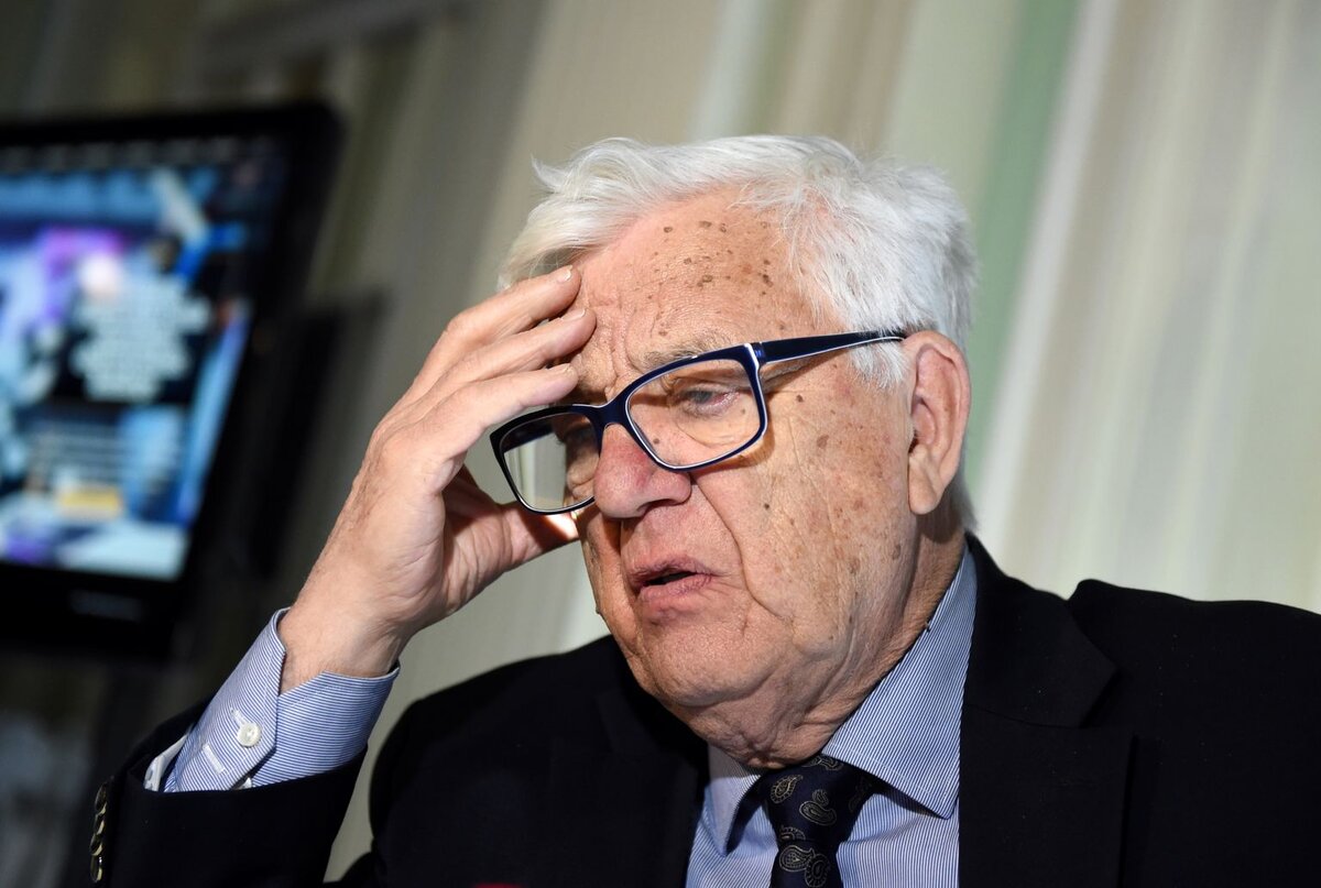 Может говорить правду не опасаясь.