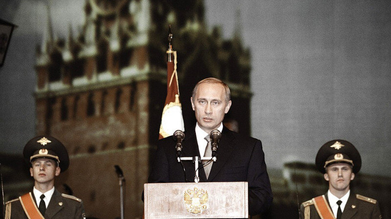     Владимир Путин до того, как стал президентом. kremlin.ru