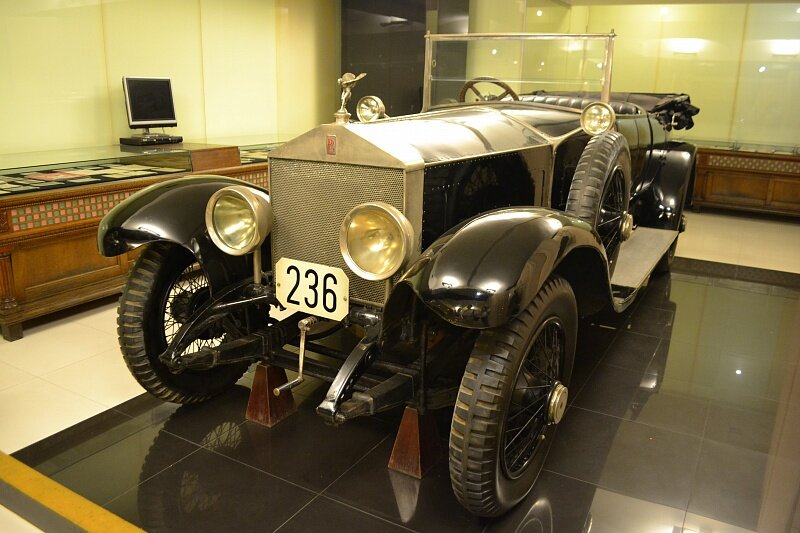 Полугусеничный Rolls Royce Silver Ghost