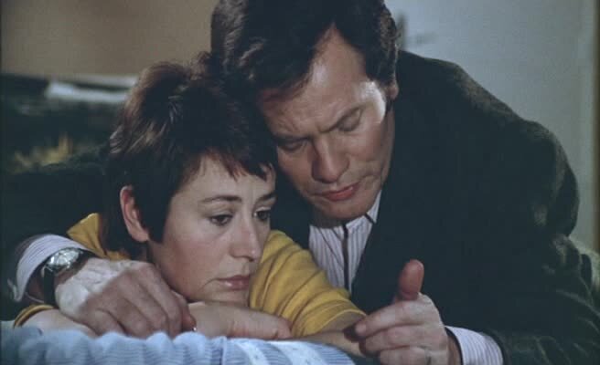 Кадр из фильма "Шантаж" (1973) Il n'y a pas de fumée sans feu