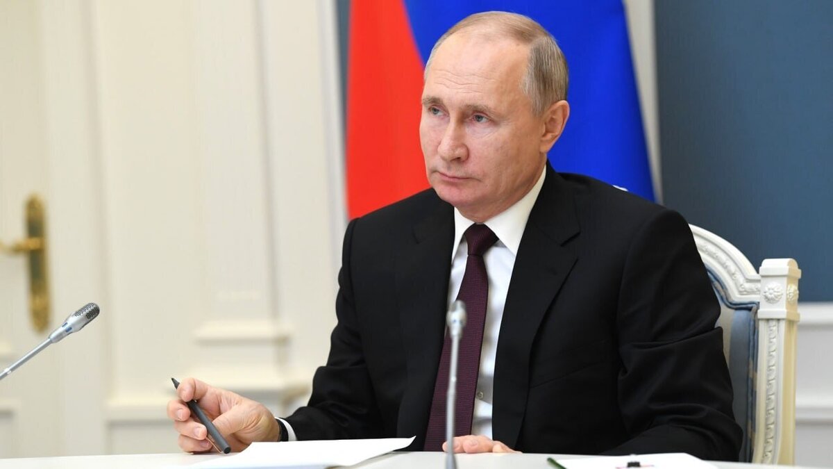    Роман Бусаргин поздравил Владимира Путина с днем рожденияНовости Саратова и области – Сетевое издание «Репортер64»