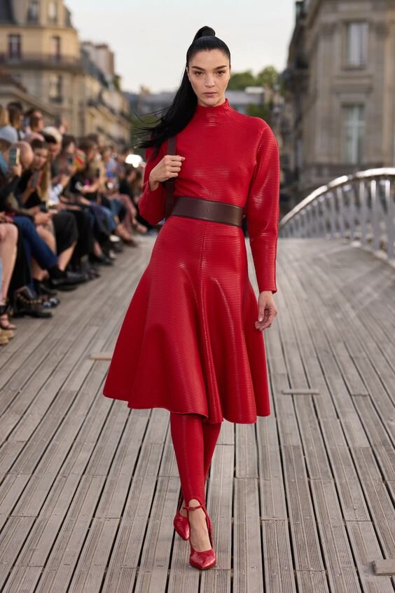 60 самых красивых платьев с Недели Высокой моды в Париже