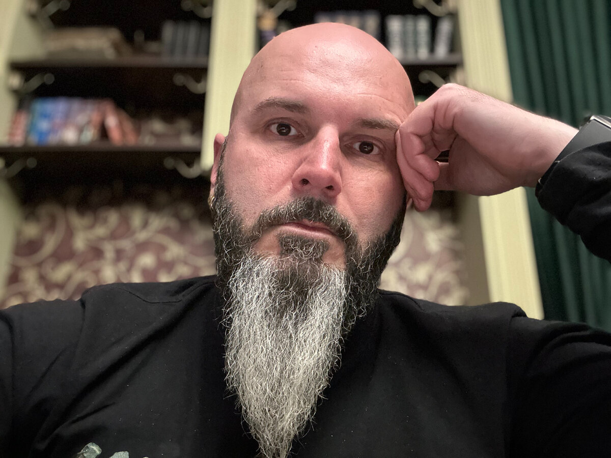 Автор канала "Юрист-юморист"