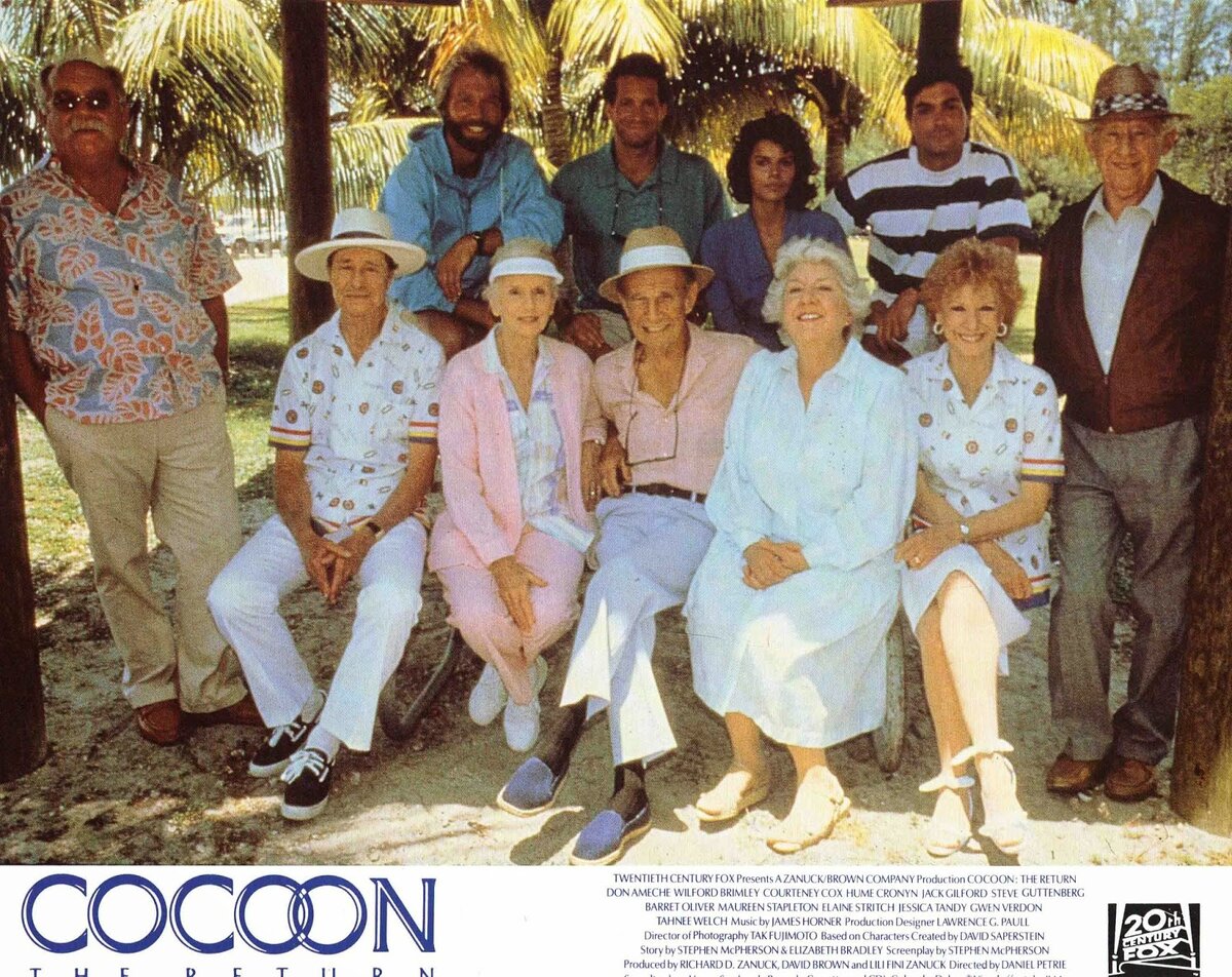 Плакат к фильму "Кокон" (1985)