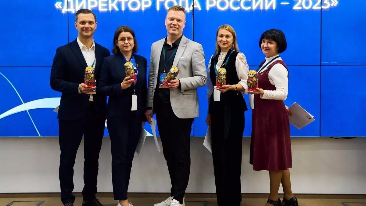     Руководитель лицея №82 в Нижнем Новгороде Нина Говорова вошла в пятерку лучших директоров школ всей страны. Мэр Юрий Шалабаев поздравил педагога с достижением.