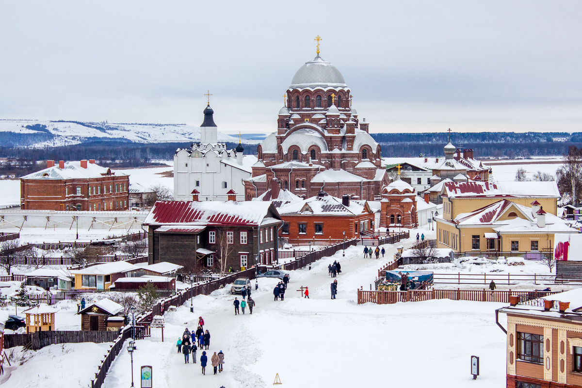 Вид на музейный комплекс