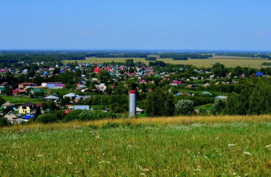 Бийском районе алтайского края. Сростки Алтайский край. Поселок Сростки Алтайский край. Село Родина Алтайский край. Село Сростки Алтай.