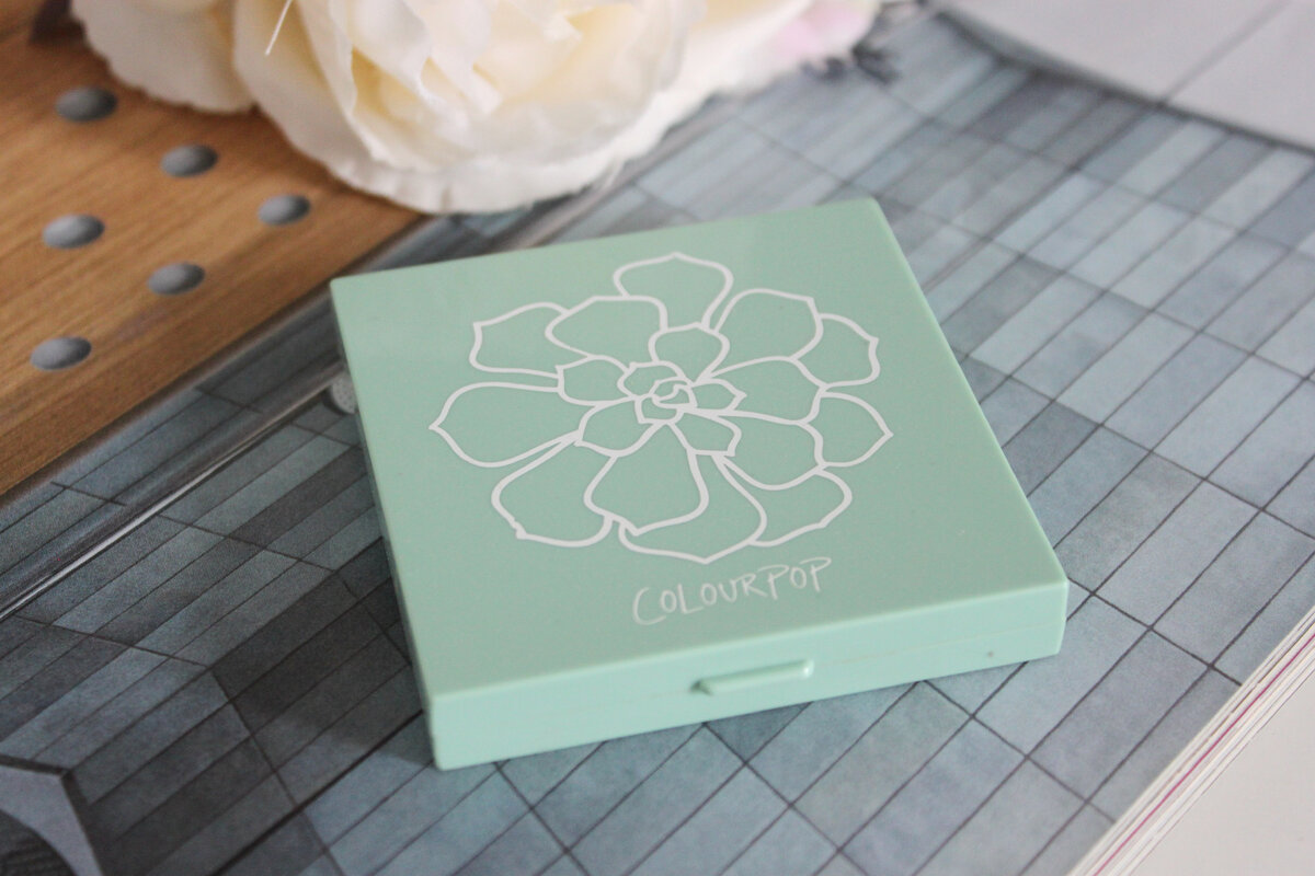 Румяна ColourPop Pressed Powder Blush Desert Rose.