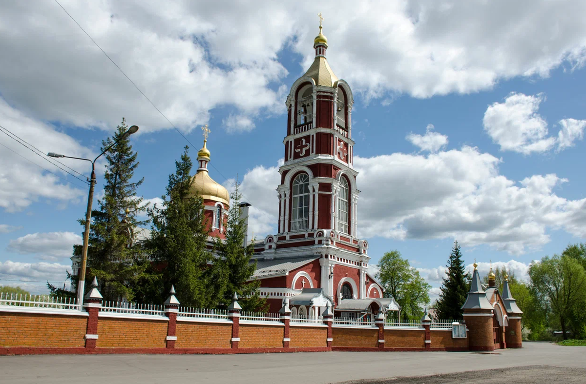 Воскресенский храм