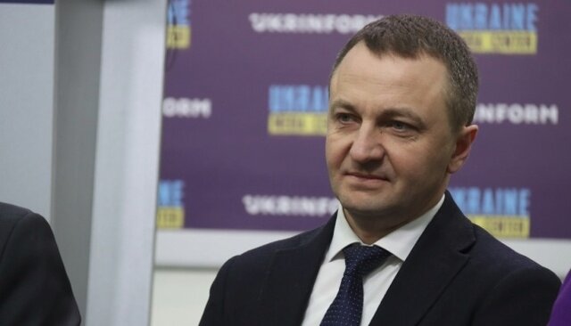    Украина — единственная страна в мире, где подавляющая часть населения не использует государственный язык