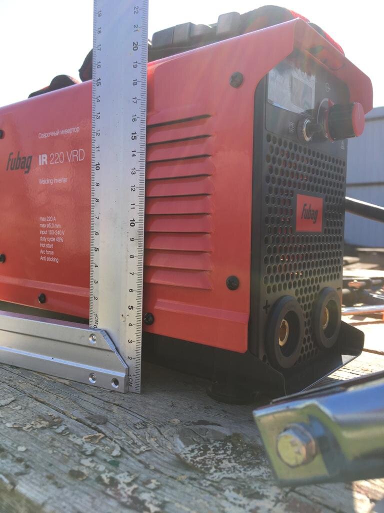 Инвертор MMA сварки FUBAG IR 220 VRD ( НЕ РЕКЛАМА) На родных ножках в высоких сапожках