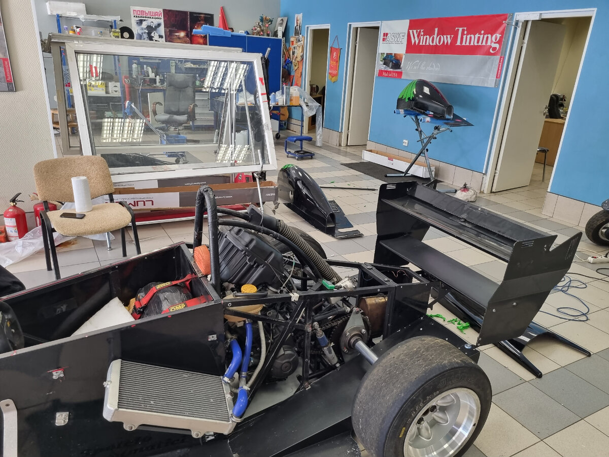 Разборка болида