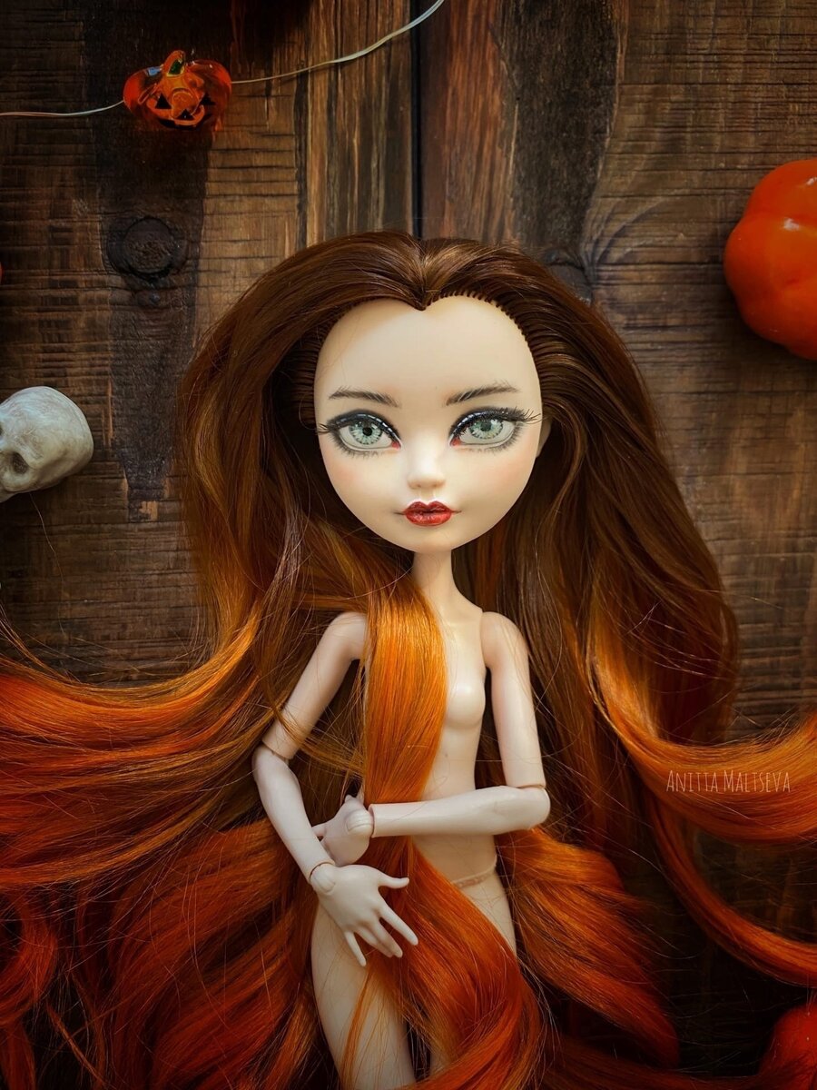Новое личико куклы! Листай, чтобы увидеть больше фото