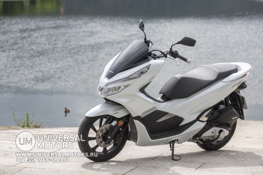 Японская компания «Honda» славится широким ассортиментом мотоциклов, среди которых есть и подготовленные для гонок спортбайки, и «заряженные» мотоциклы для весёлых поездок по городу, и даже пафосные-2