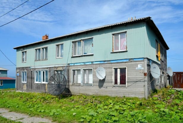 Советский каркасный дом на Курилах. Стоит с конца 40-х