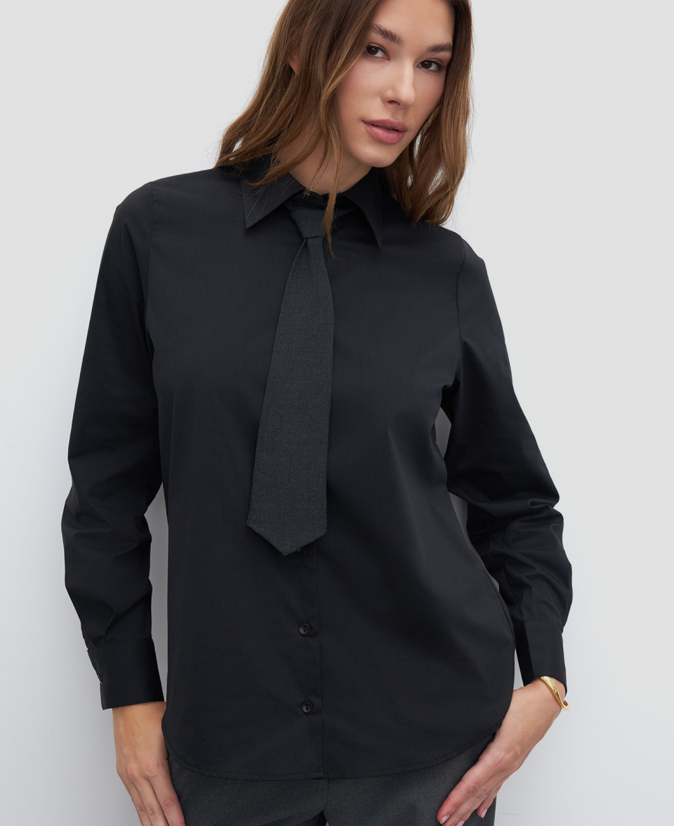 Рубашка Charmstore
5 890 ₽ (1 472 ₽ × 4 «Долями»)