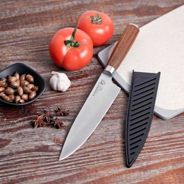 Почему оставляют нож на столе. Кухонный нож. Нож на столе. Красивые кухонные ножи. Чехол для кухонного ножа.