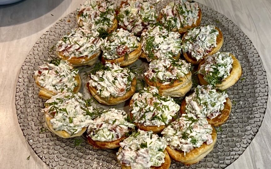 Фото автора. Потрясающе вкусная закуска на любое праздничное застолье.