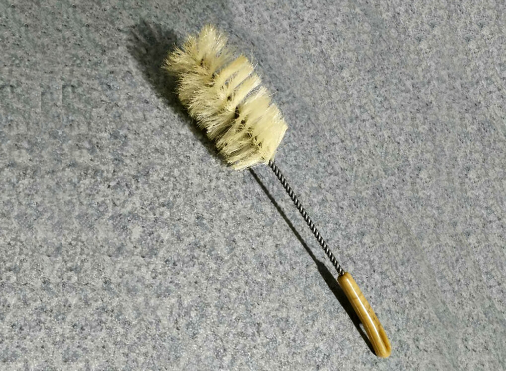 Ерш из пластиковой бутылки для чистки трубы. Щетки ершик по металлу. Ёршик для чистки труб дымохода. Ершик для прочистки дымохода. Ерш для очистки дымохода.