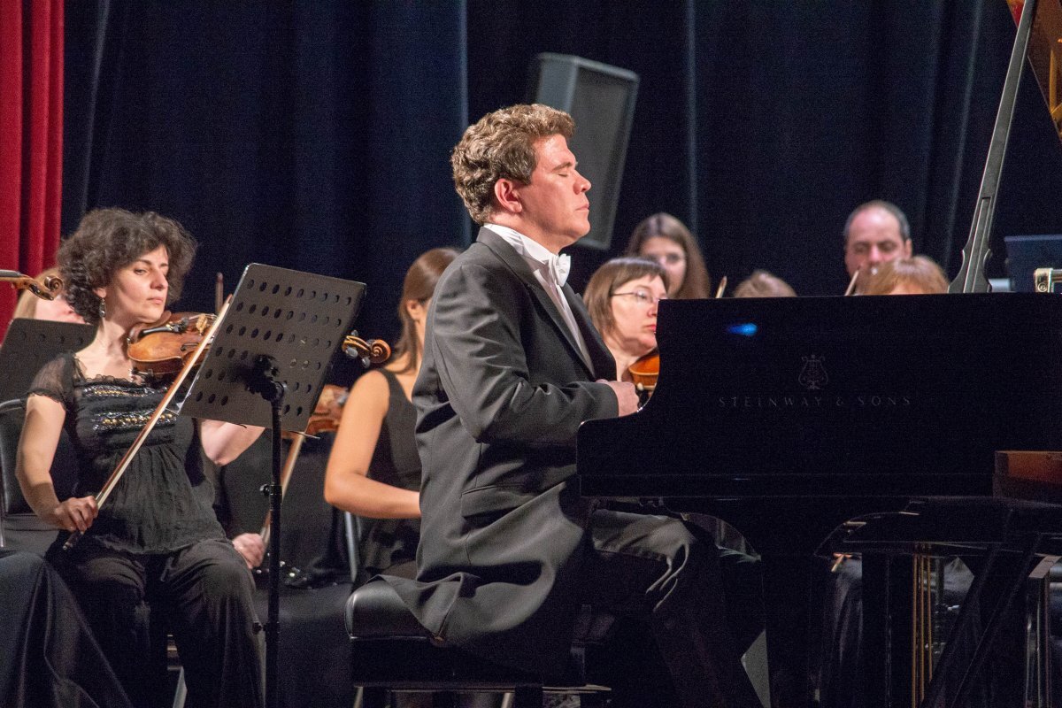    В Новосибирске Денис Мацуев первым сыграл на новом рояле Bösendorfer