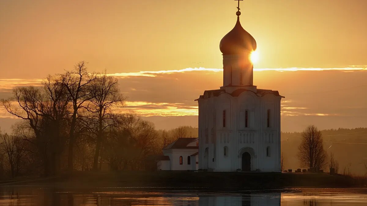 Русская церковь. Фото: letsgophotos.ru