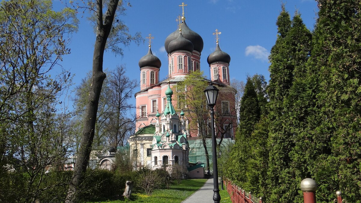 Подворье Гуслицкого монастыря Покровский храм с. Покровское Ступинского Г.О.