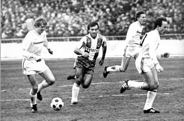 Знаменитый матч полуфинала Кубка Чемпионов-87, между Порту и киевским Динамо