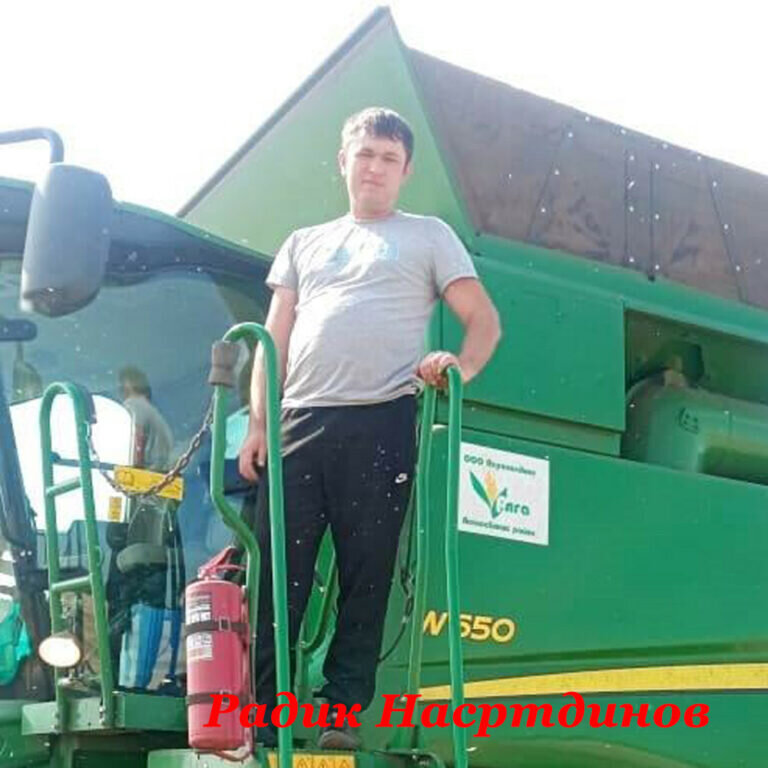    10 лучших комбайнеров Оренбуржья намолотили почти 300 тысяч центнеров зерна Белов Михаил Александрович