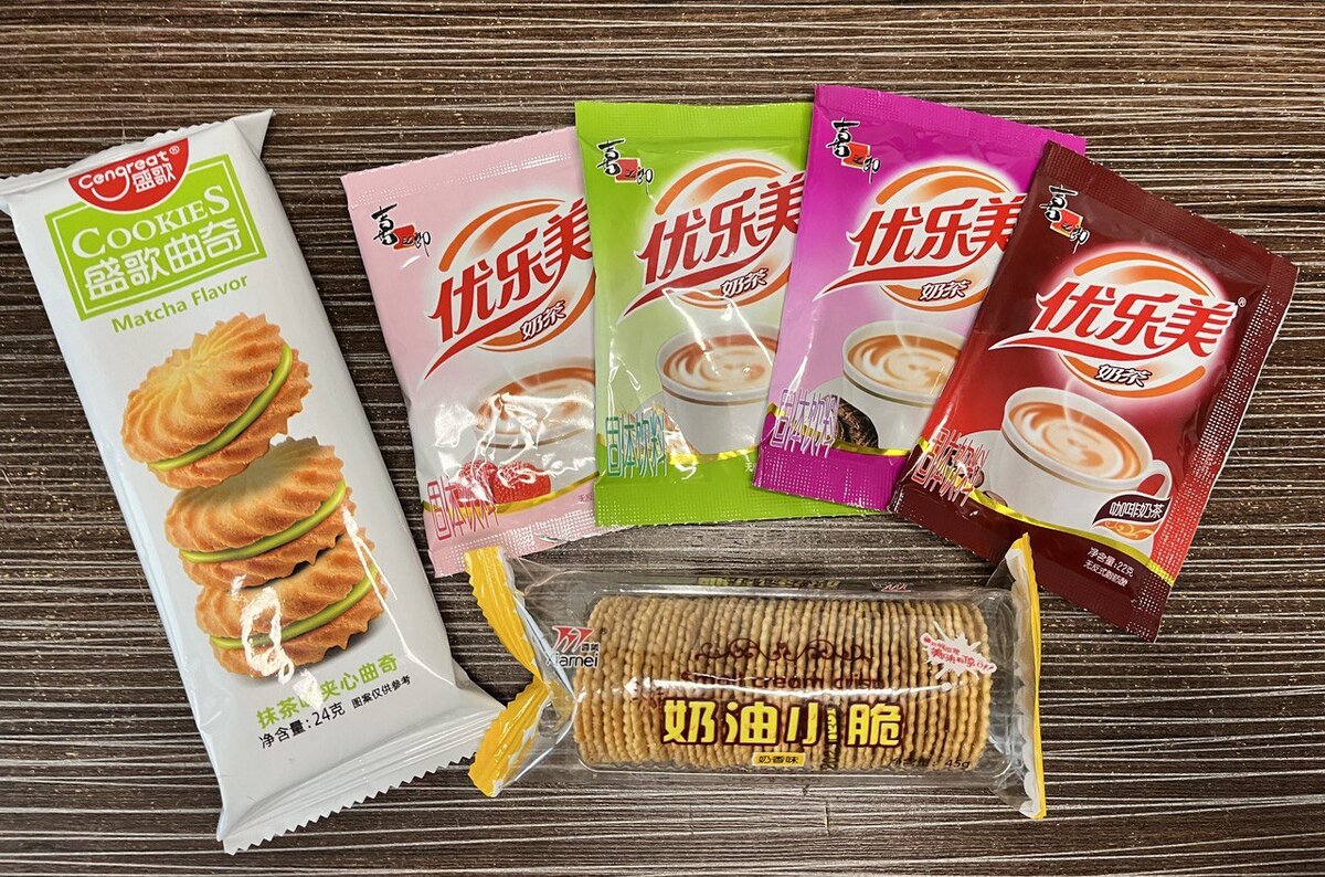 Китайский растворимый чай и китайские сладости