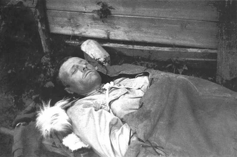 Раненый ст. л-т Литвицкий. Награждён орденом Боевого Красного Знамени. Фото из открытых источников