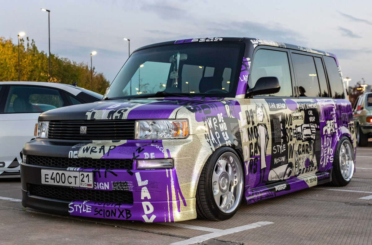 Scion XB 2004