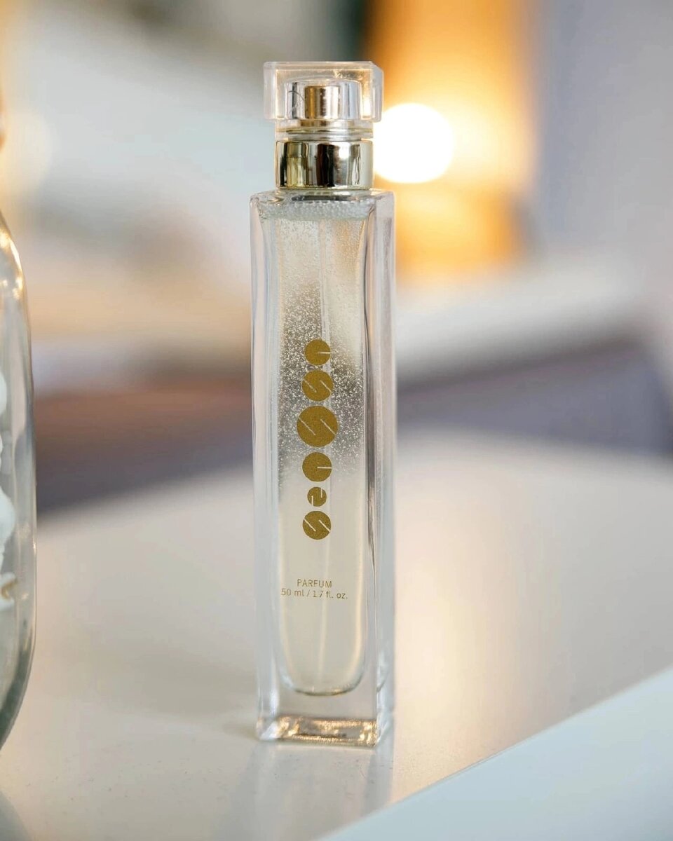 Хотите привнести положительные изменения в свою жизнь? Смените духи!