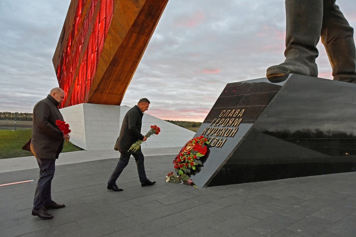    Роман Старовойт обозначил задачи по содержанию мемориального комплекса «Курская битва»