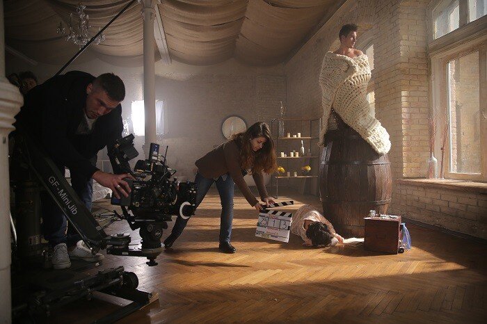 Фото из открытого доступа интернета. https://www.ivetta.ua/rezhisser-holostyak-1-2-3-kseniya-bugrimova-o-debyutnoj-korotkometrazhke/