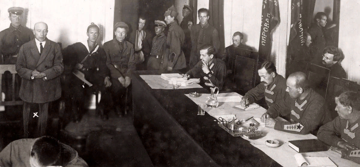 фото суда над Б.Савинковым)