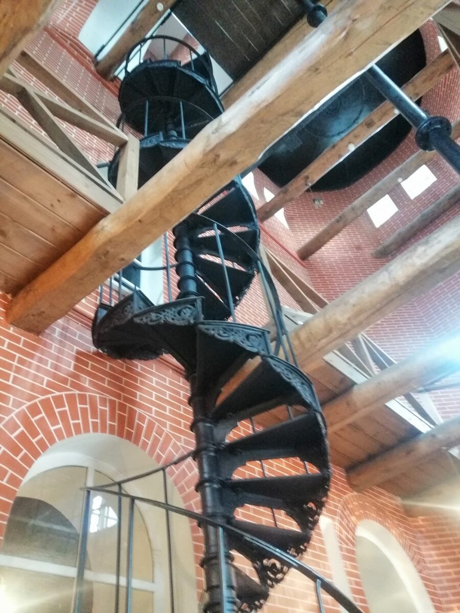 Веерная лестница