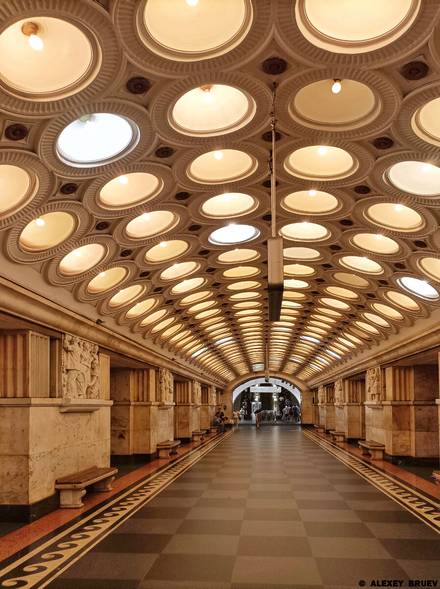 Станция Электрозаводская московского метрополитена 