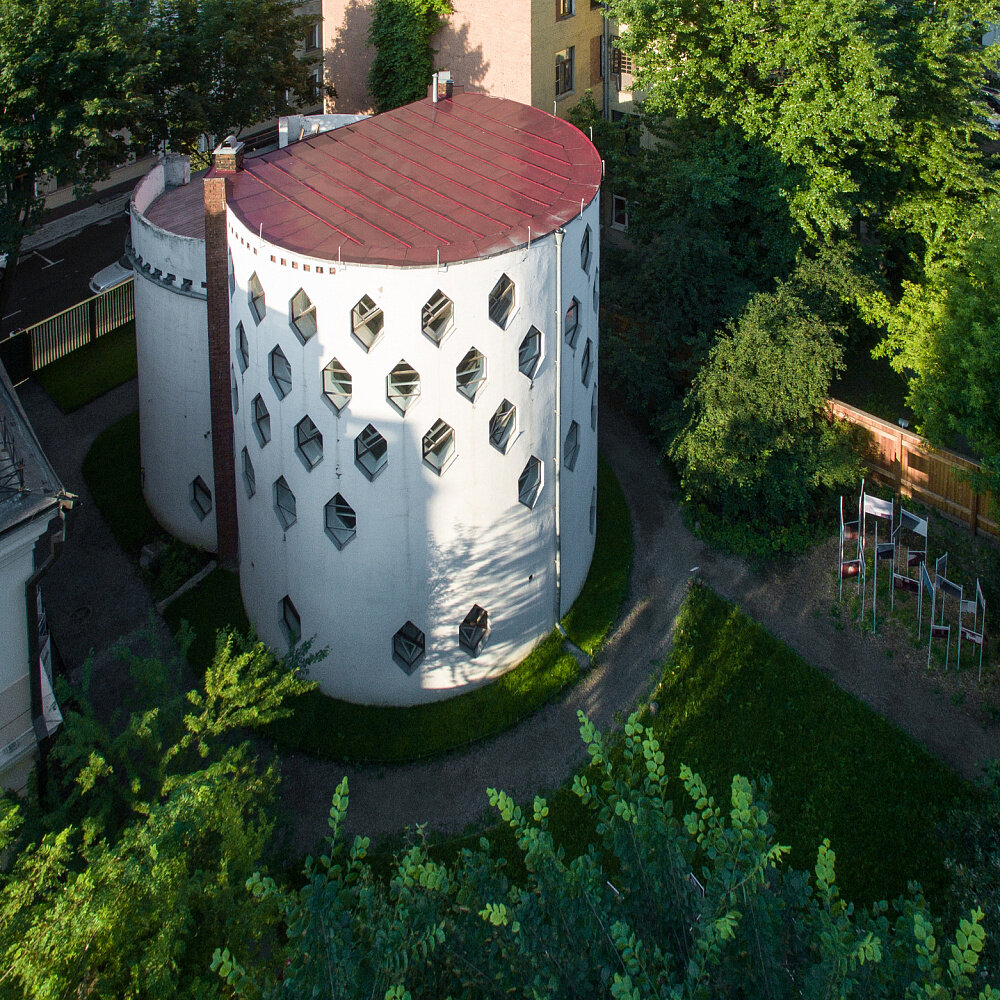 Фото с сайта: https://bangkokbook.ru/zametki/moskva-dom-melnikova-82-foto.html