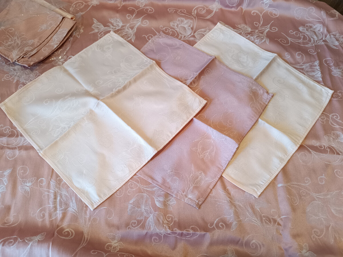 Скатерть и салфетки