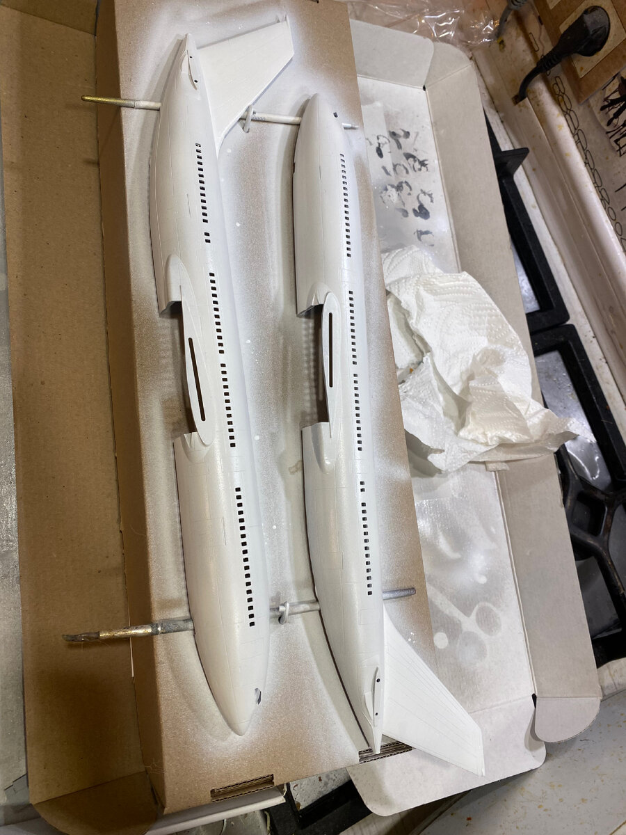 Первая покрытие фюзеляжа.