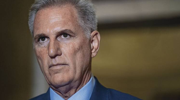    EPA/SHAWN THEW Отправка Кевина Маккарти в отставку парализовала работу палаты представителей