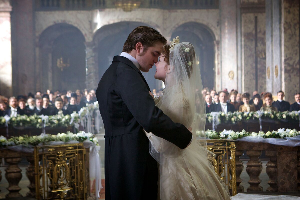 Кадр из фильма "Милый друг" по одноименному роману Ги де Мопассана