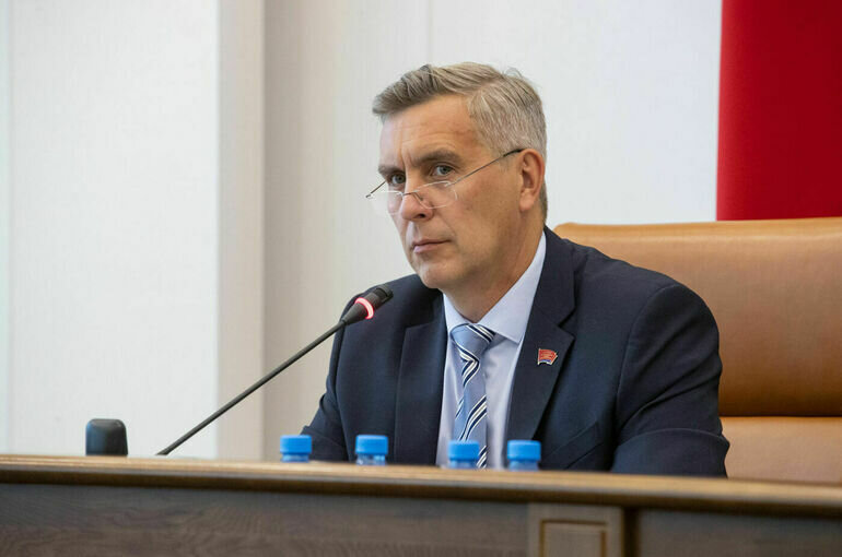   Андрей Бурмистров.