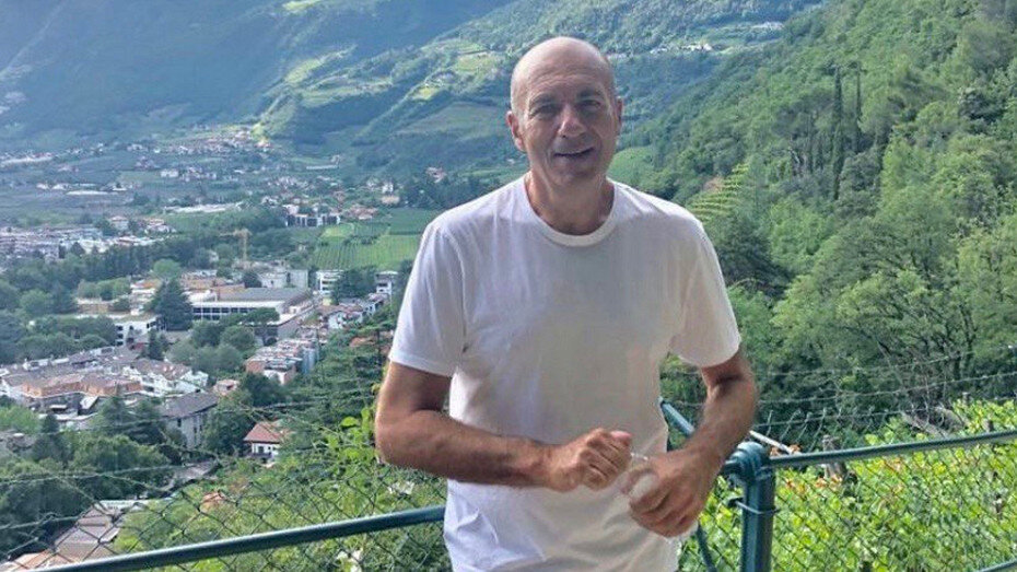     Здесь и далее: соцсети