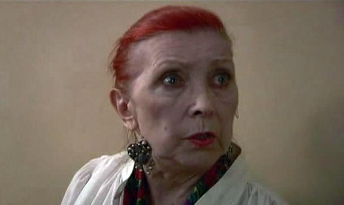 Судьба никогда не была к ней благосклонна, нанося удар за ударом. В раннем возрасте Жанну Сухопольскую предал самый близкий человек, потом ей пришлось пережить настоящий ужас в блокадном Ленинграде.-9