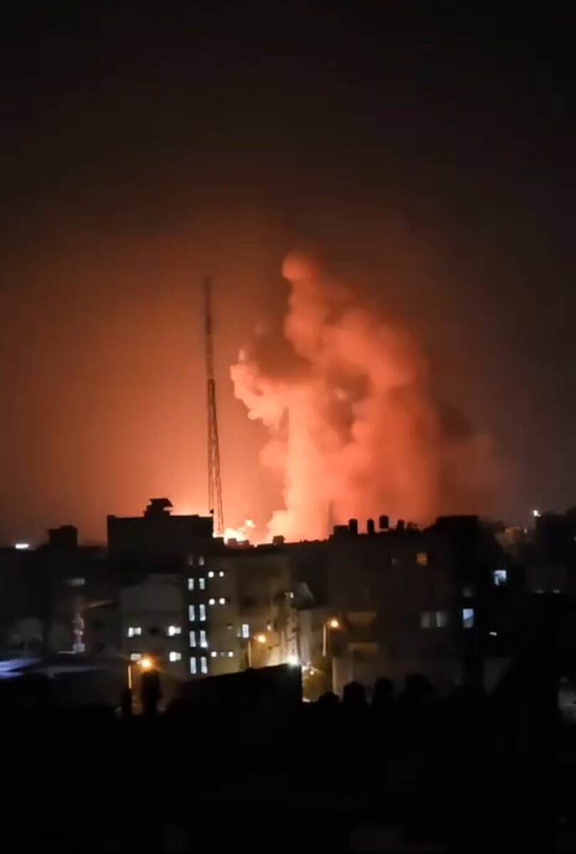 Вчерашнее заявление США об отправке в зону конфликта авианосца ВМФ США USS Gerald R. Ford с ударной группой выглядит как-то по-голливудски.-6