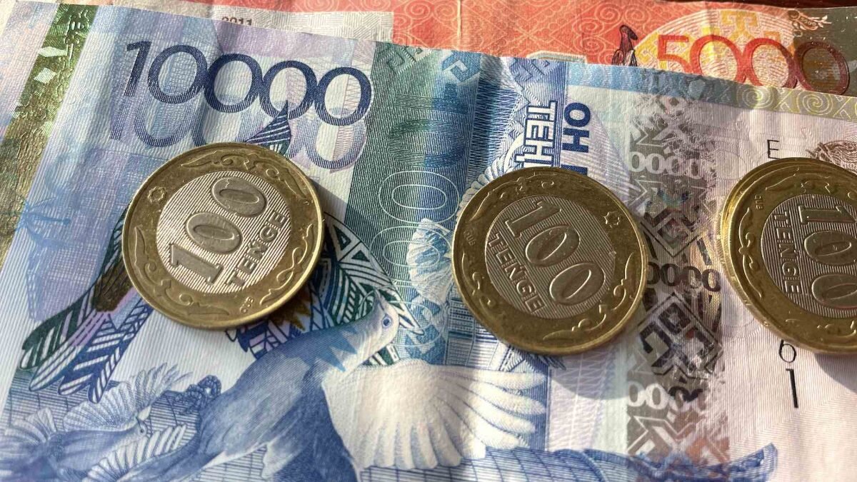    Фото: Bizmedia.kz Август Макаров