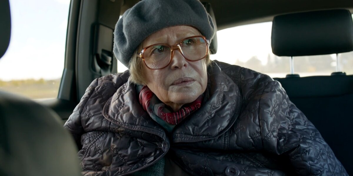 Марина Неёлова в роли Елены Михайловны